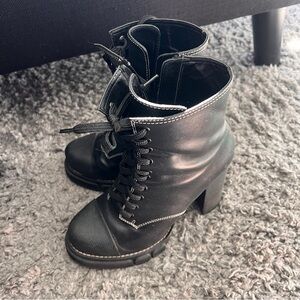ZARA - BOOTS